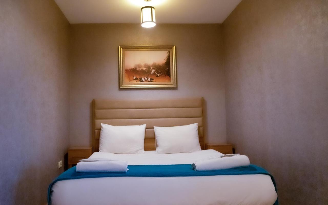 Bursa Suites Apart Otel Exterior photo A bedroom at the hotel