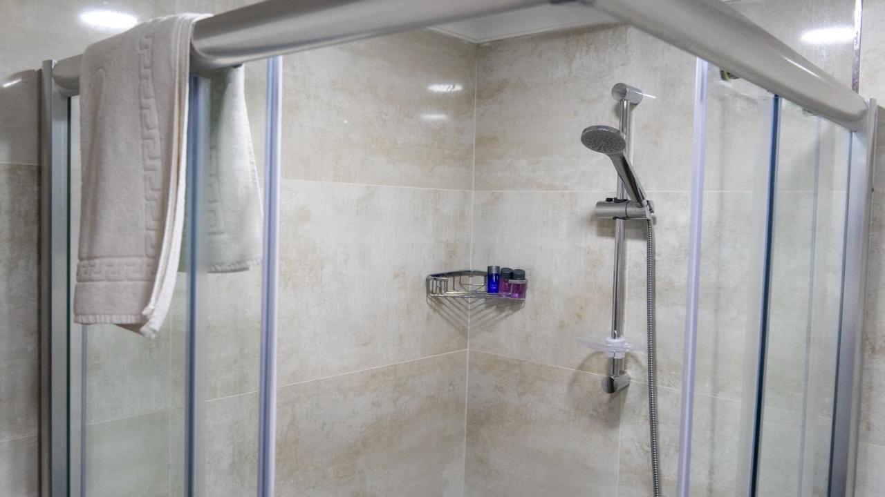 Bursa Suites Apart Otel Exterior photo A shower