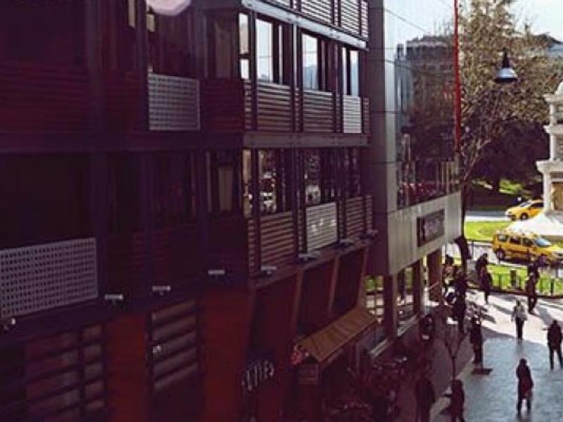 Bursa Suites Apart Otel Exterior photo The station's entrance